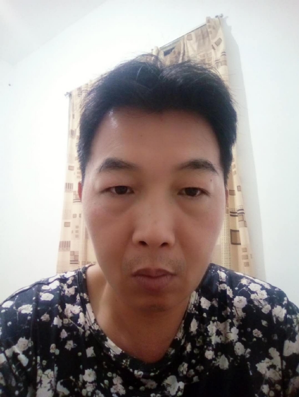 繁华哀伤的第一张照片--金门相亲网