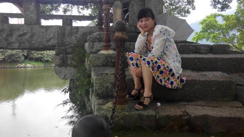 女子悠然的第一张照片--金门相亲网