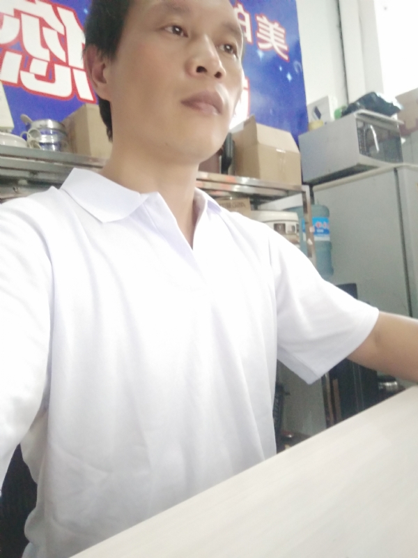 深蓝色的海的第一张照片--金门相亲网