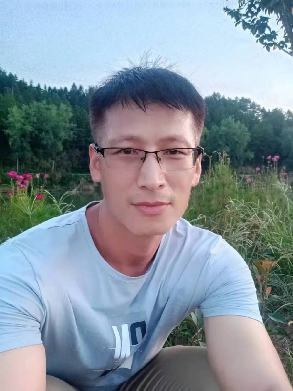 零零柒的第一张照片--金门相亲网