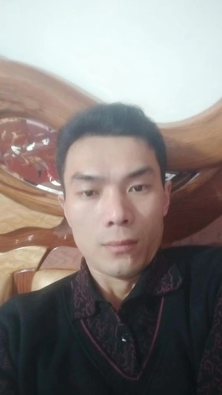 错把真心喂了狗的第四张照片--金门相亲网
