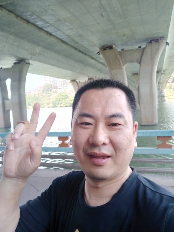 上人的第一张照片--金门相亲网