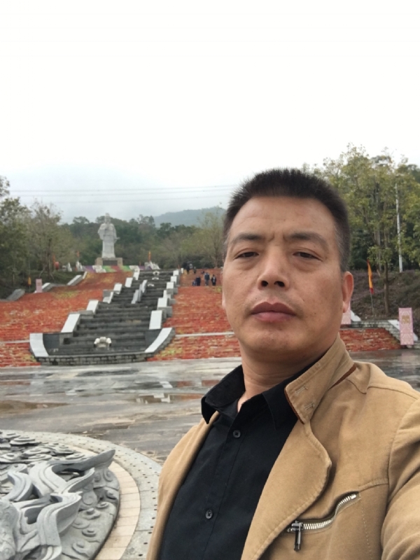 开心的松鼠的第二张照片--金门相亲网