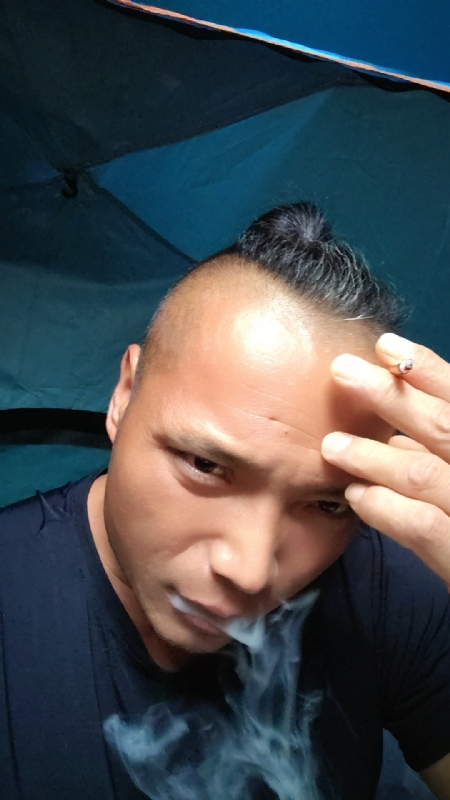 伯爵的第四张照片--金门相亲网