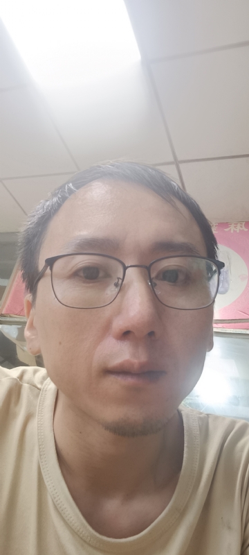 想胖的瘦子的第一张照片--金门相亲网