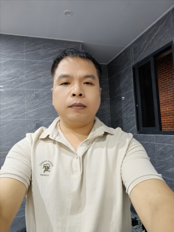 刘两水的第一张照片--金门相亲网